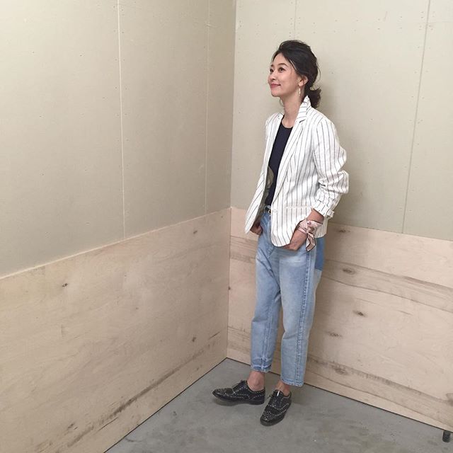 お知らせです 明日4月4日 火 11 55 13 55 Ntv ヒルナンデス の格安コーデバトルのコーナーに出演します ストライプのジャケットはgu ヒルナンデス 格安コーデバトル Upperhights Gu Churchs Beams Leeスターズ モデルズ Lee