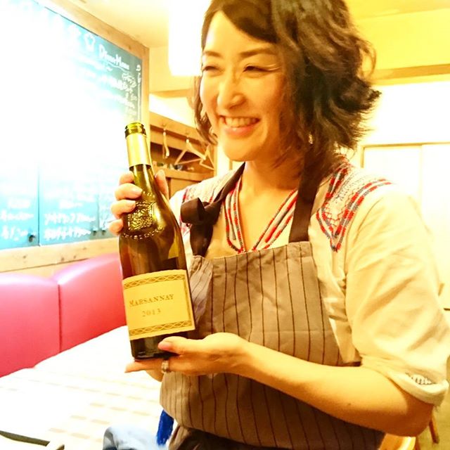 神田須田町にできたムロイ食堂 スタイリストの室井由美子さんの旦那さんのお店です 運が良ければ室井さんがサーブしてくれたり おすすめです Lee