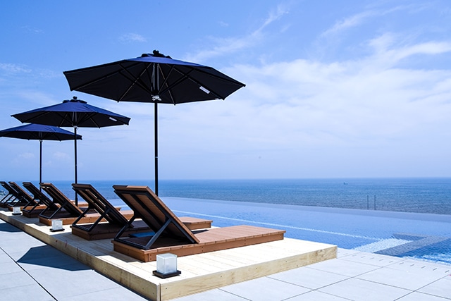 インフィニティープール