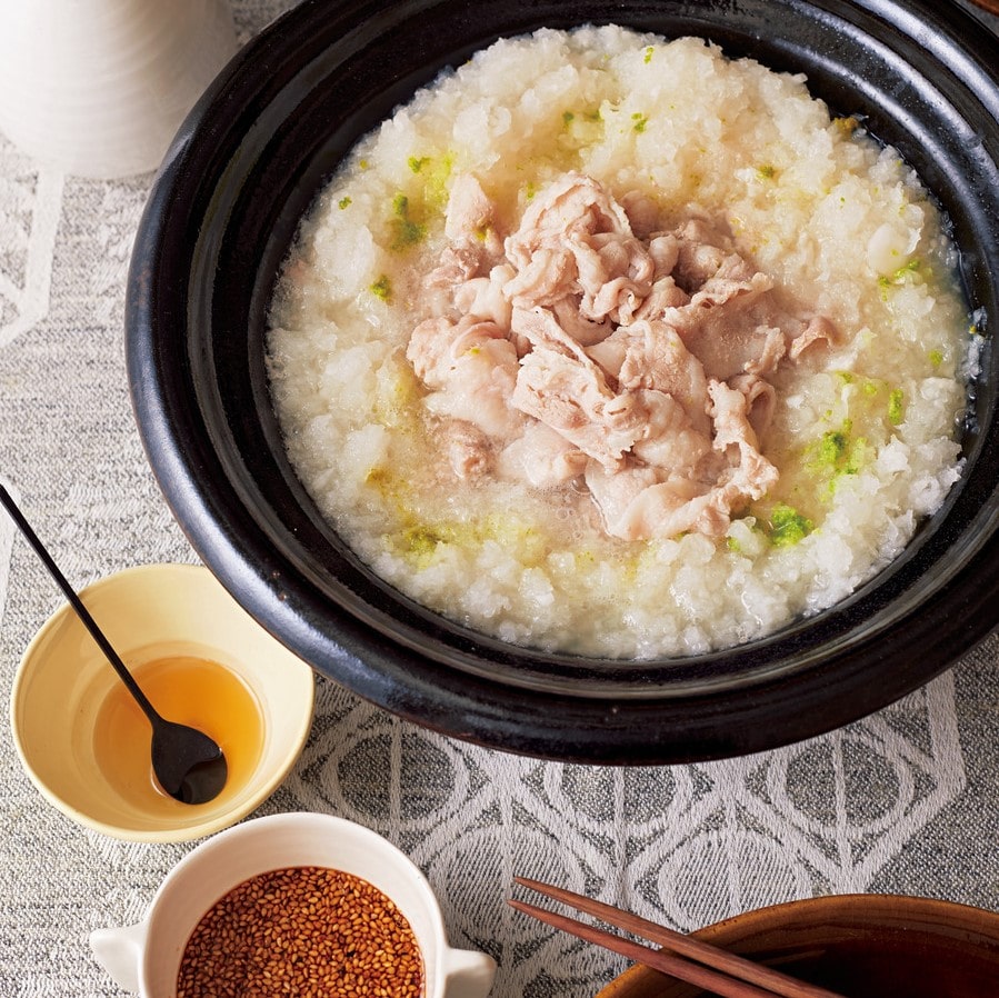 肉＋野菜１だけ！角田真秀さんの＂薄切り豚と大根おろしの雪見鍋＂ | LEE