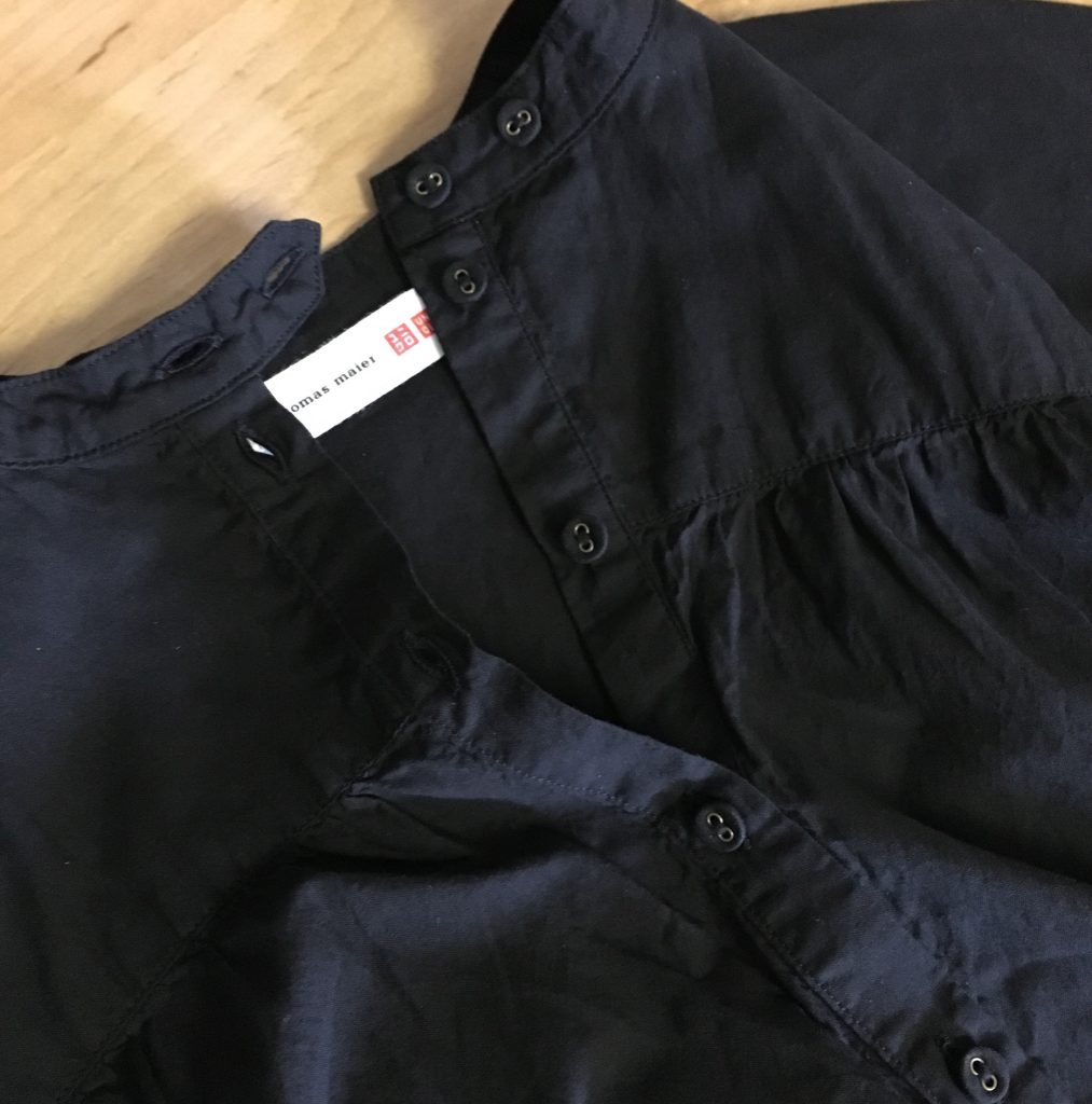 tomas maier and 安い uniqlo のコレクション 私はブラウスを2色買い