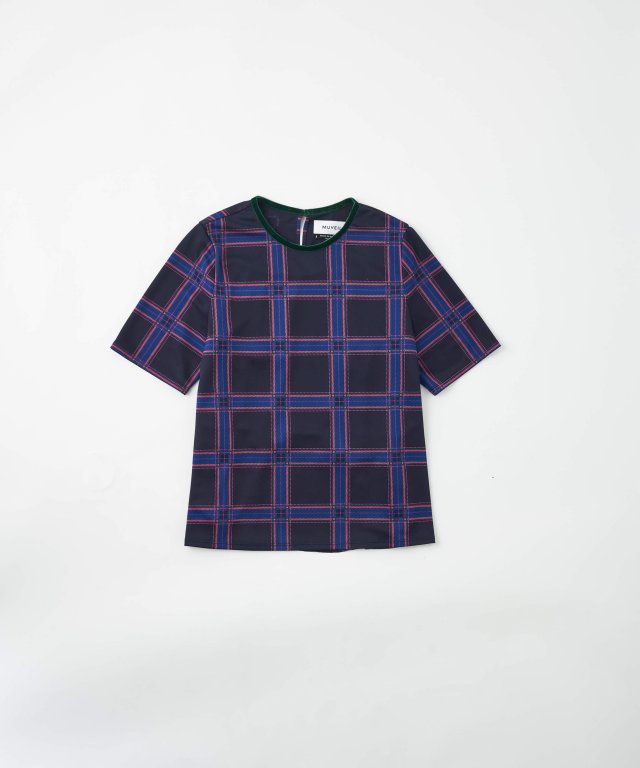 チェックブラウス