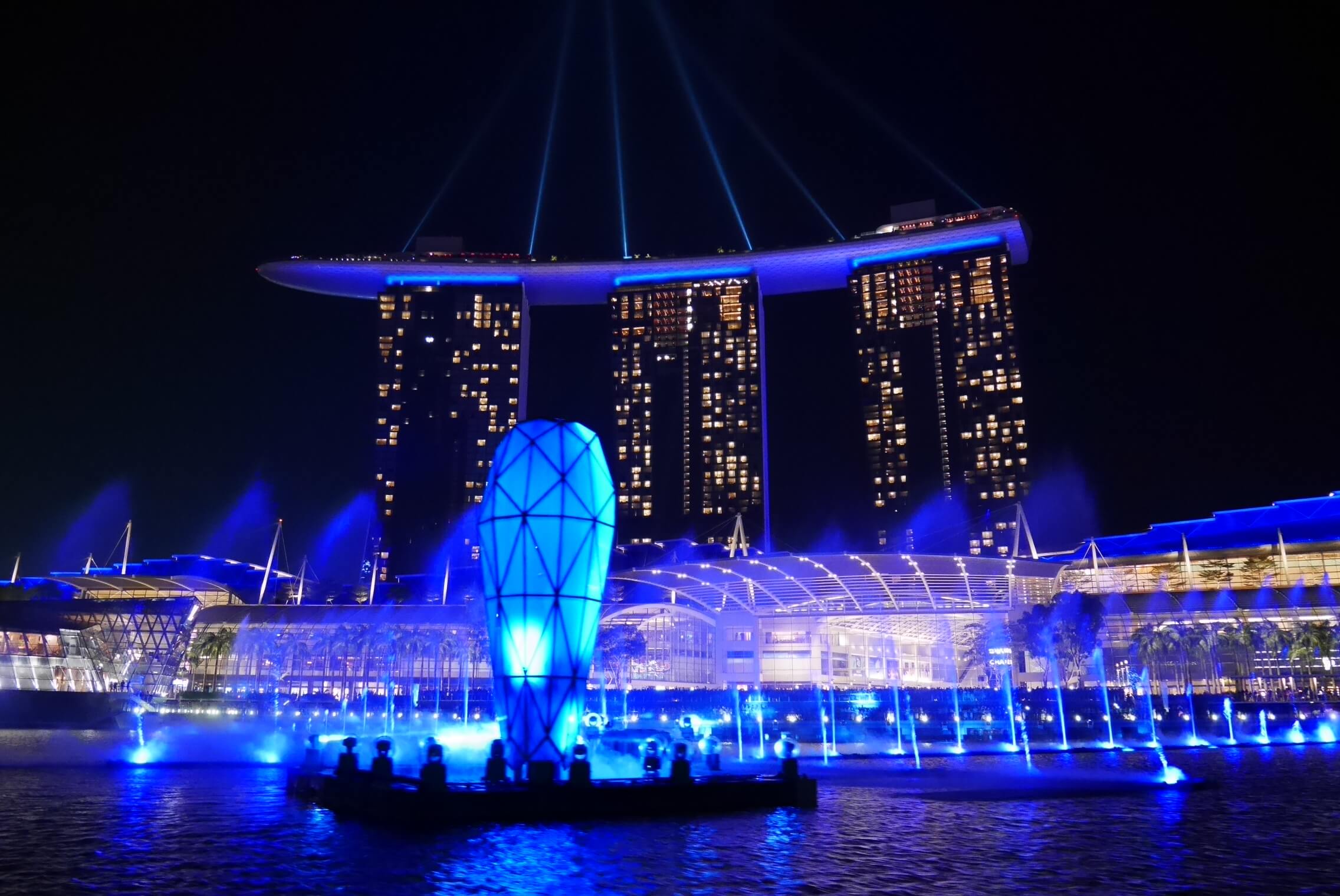 夜景を満喫 シンガポール Lee