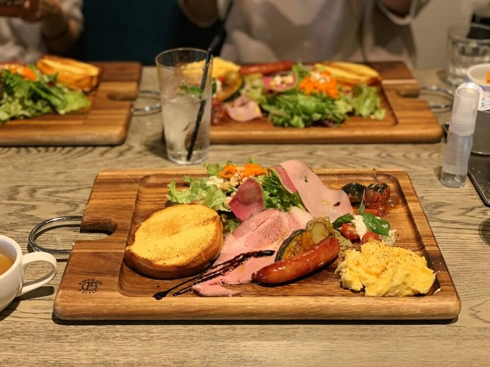 Good Morning Cafe Nowadaysでブランチ 千駄ヶ谷 東京 100人隊デート Lee