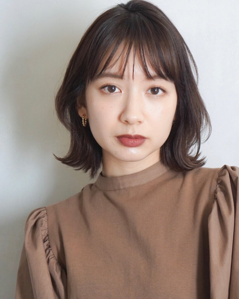 王道ひし形ボブ はふんわりワンカールで大人可愛く 21おすすめ大人ヘアスタイル Lee