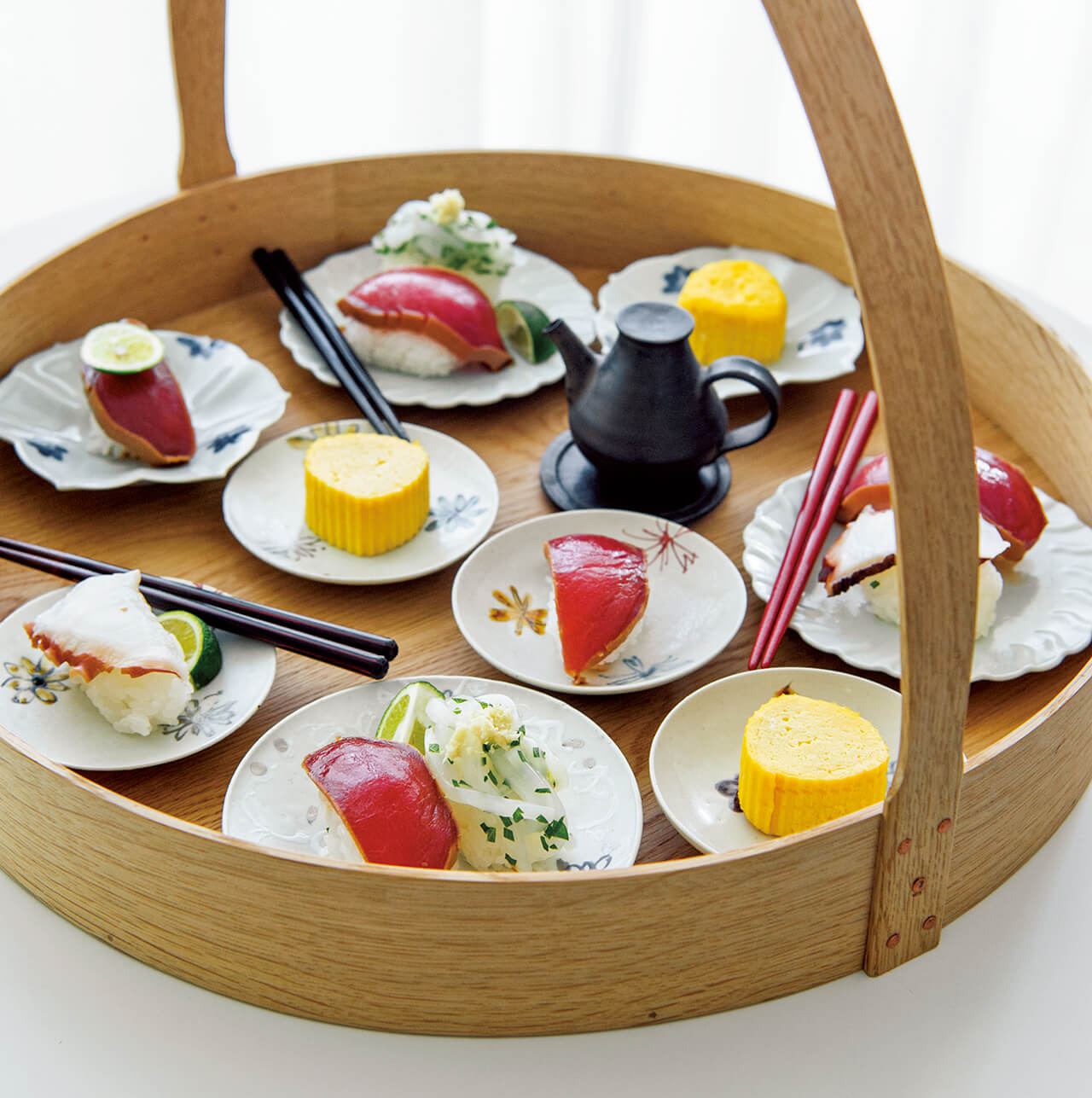 マグロ タコ イカのミニ寿司