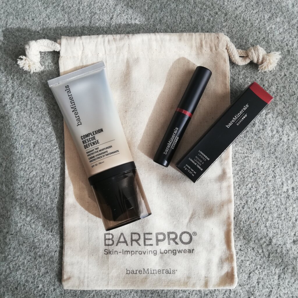 マスクにつかない Baremineralsのリップ Lee