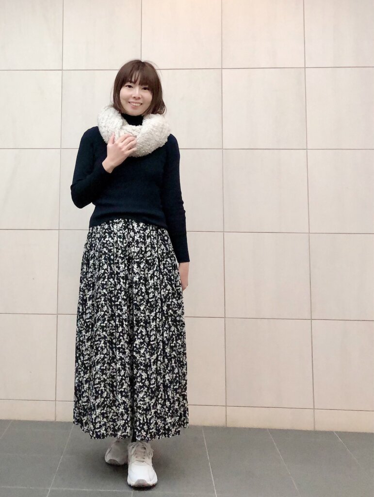 21冬スニーカー 白の アディダス ファルコン が私のドラマチック スニーカー Lee