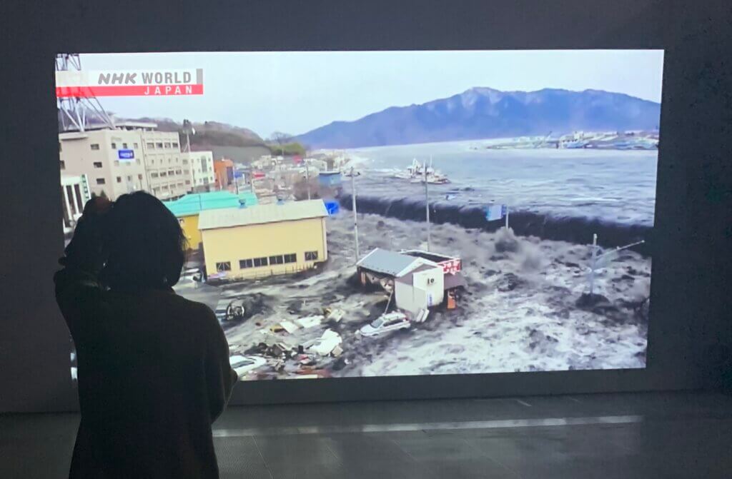 科学未来館　震災と未来展　画像　震災を伝える　東日本大震災　10年