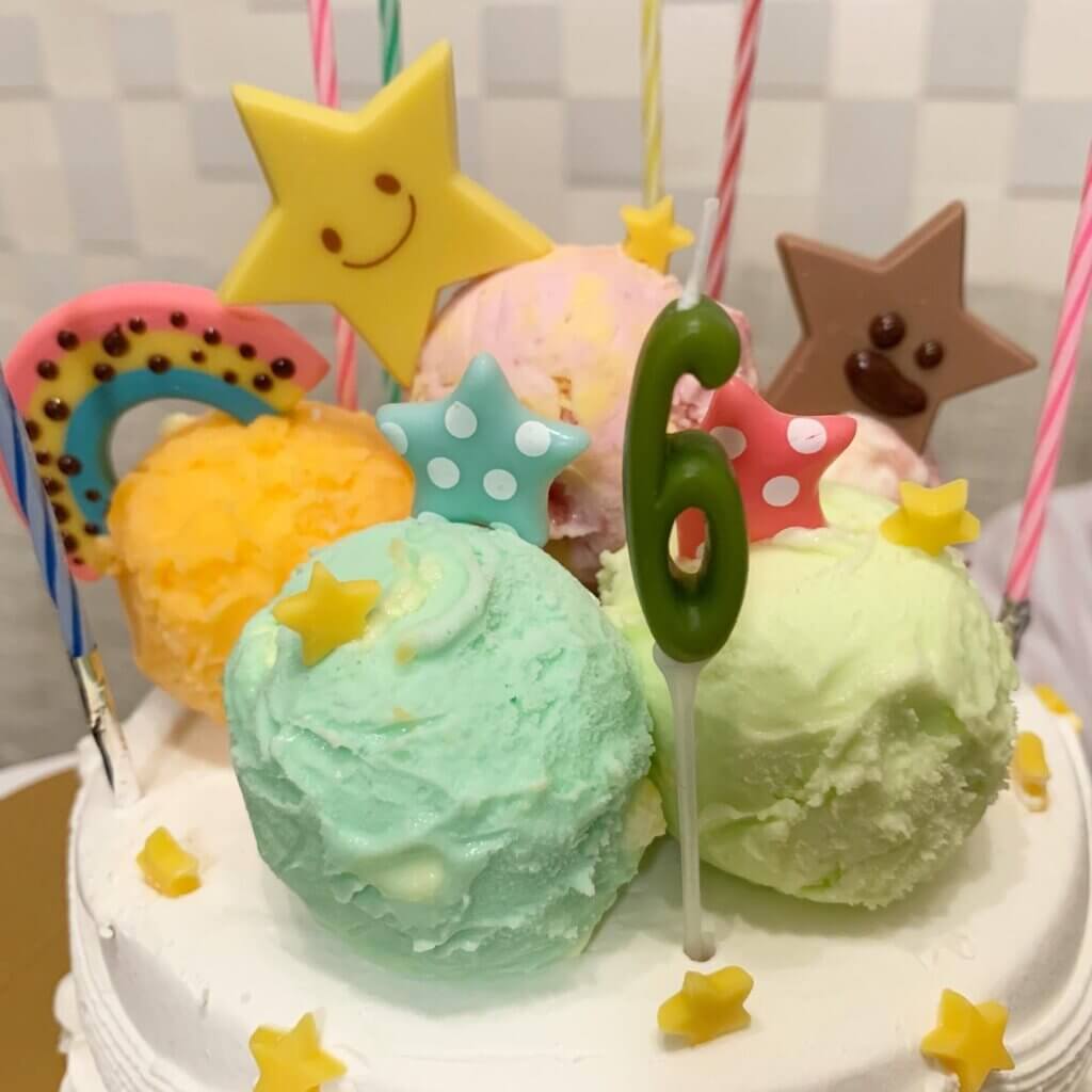 31のアイスケーキでお誕生日をお祝い Lee