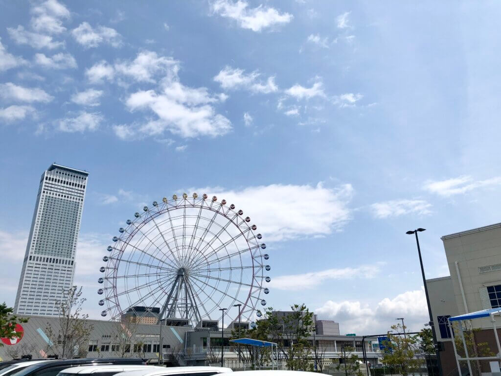 今日なに着てる ユニクロの高見えマウンテンパーカを着てアウトレットデート Lee