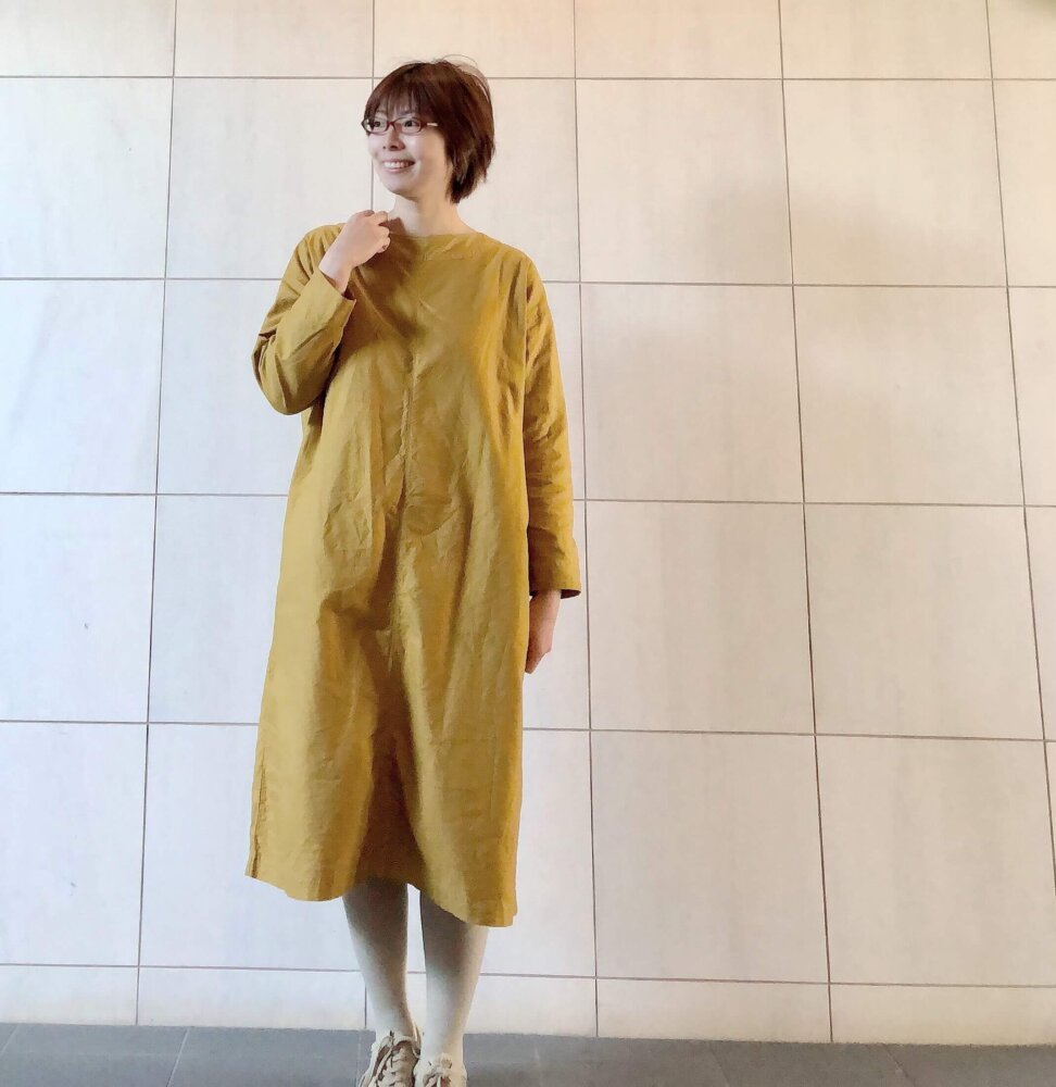 Quatre Saisons マスタードカラーのワンピース Lee