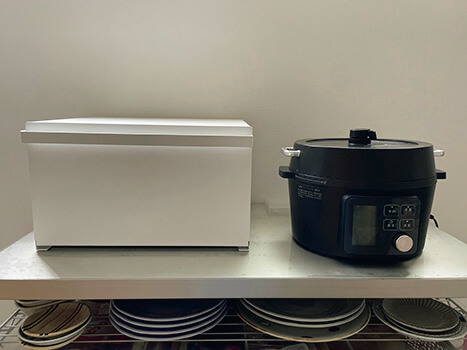 アイリスオーヤマの電気圧力鍋KPC-MA4はデザインがお気に入りです。よく作る三枚肉の煮物は、短時間でお肉がトロトロに！