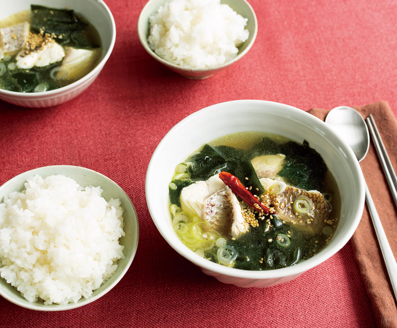 「タイのワカメスープ」レシピ／コウケンテツさん