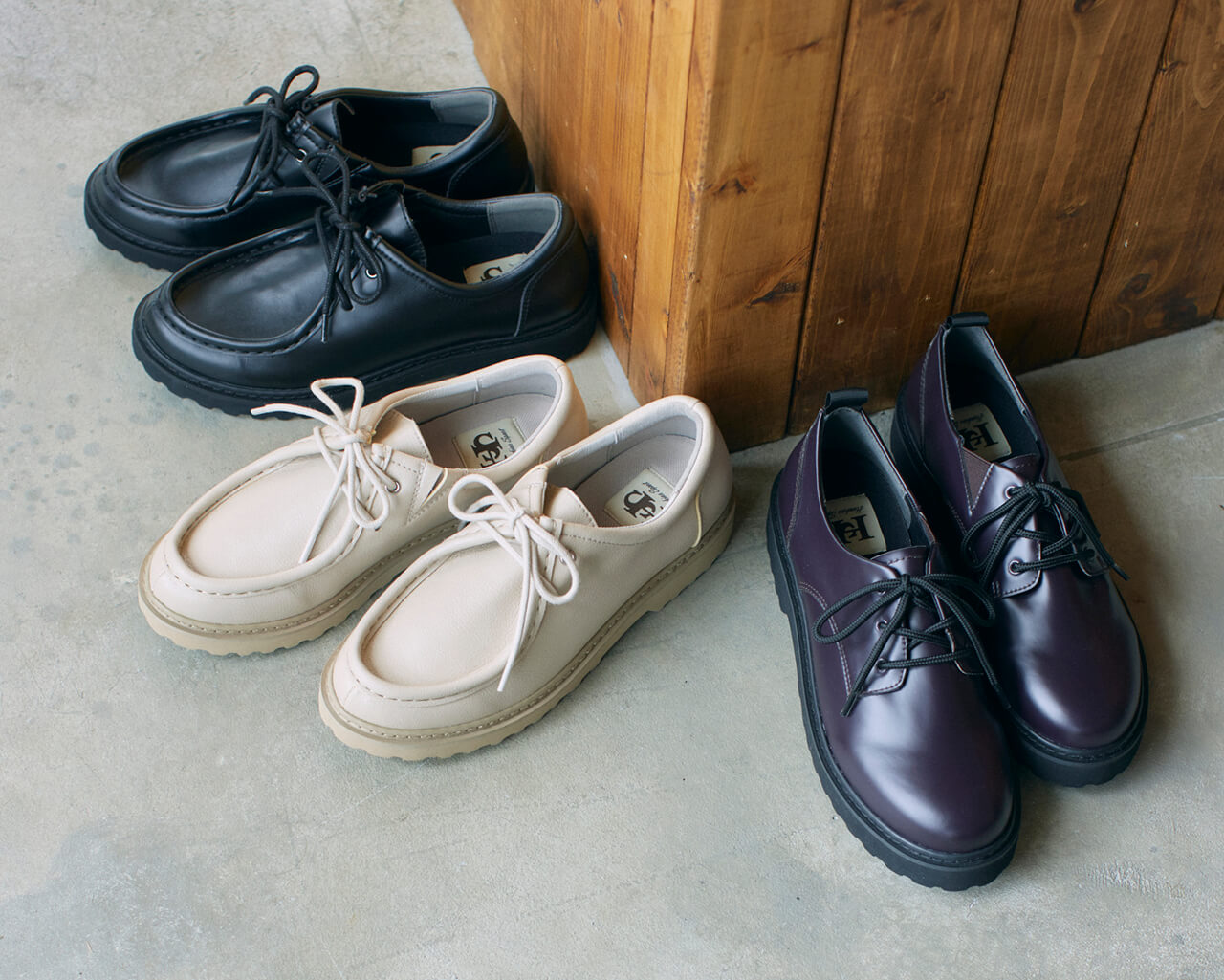 （右）靴「HW20312」¥7150・（中）靴「HW20323」¥6600・（左）靴「HW20323」¥6600／ABC-MART（ホーキンススポーツ）