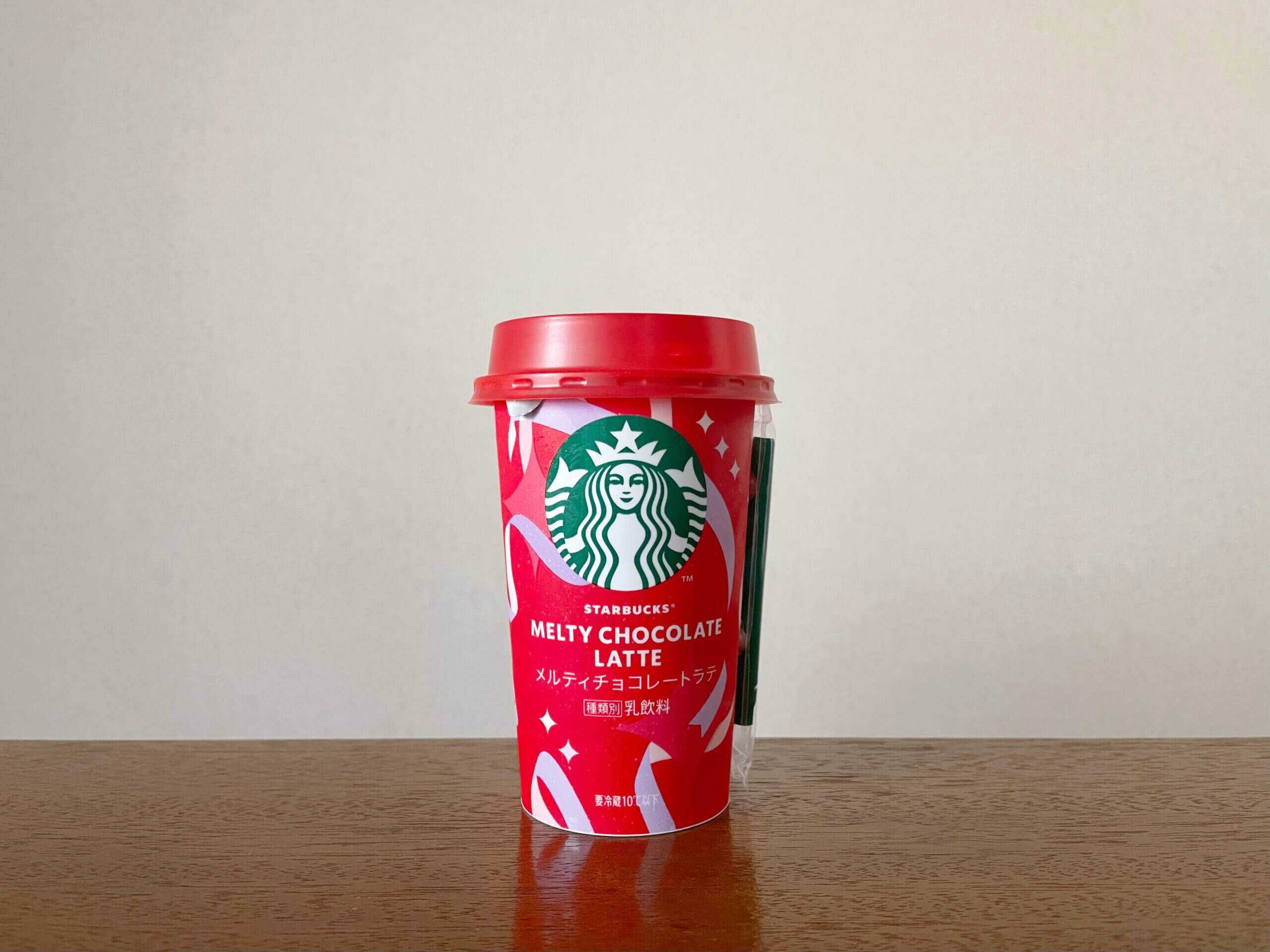 スターバックスコーヒー　STARBUCKS　COFFEE　コンビニ　チルドカップ　メルティチョコレートラテ　クリスマス　LEE100人隊　TB　はな