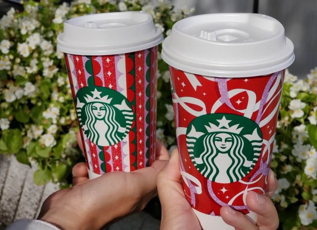 テイラースウィフト　スタバ　スターバックスコーヒー　クリスマス