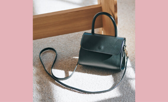 【LEE別注】どんな持ち姿も洒落見えする「オウレンティ」のミニハンドバッグ