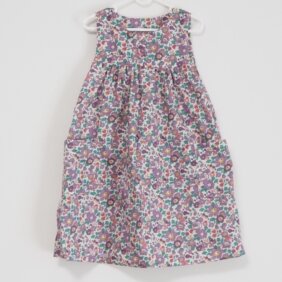 リバティで子どものワンピースを Lee