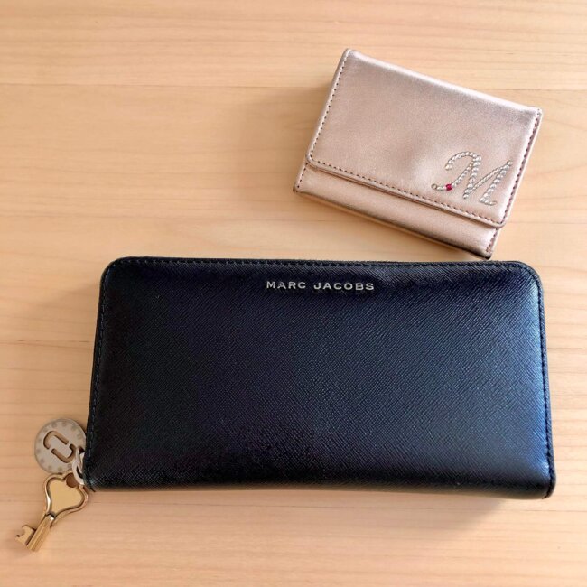 MARC JACOBSの財布と極小財布 | LEE