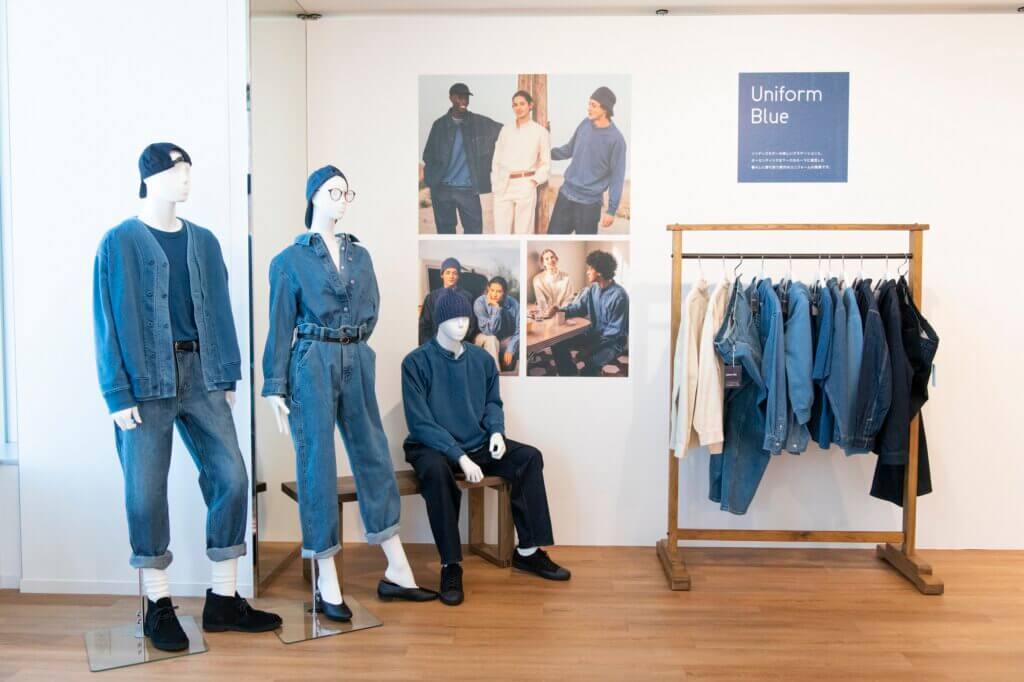 ユニクロからは、男女どちらも使えるジェンダーレスなワークスタイル風のデニムスタイル“Uniform Blue”コレクションも発売になっています。