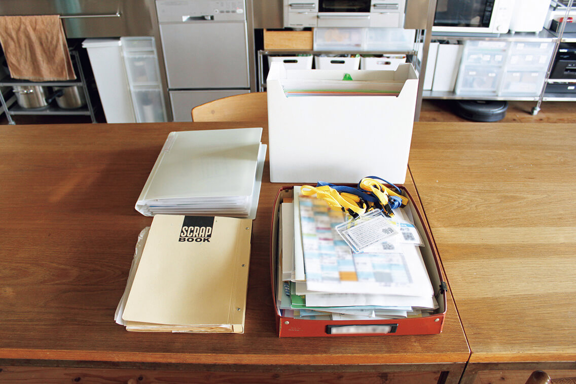 ファイルボックスは封筒や梱包資材を。