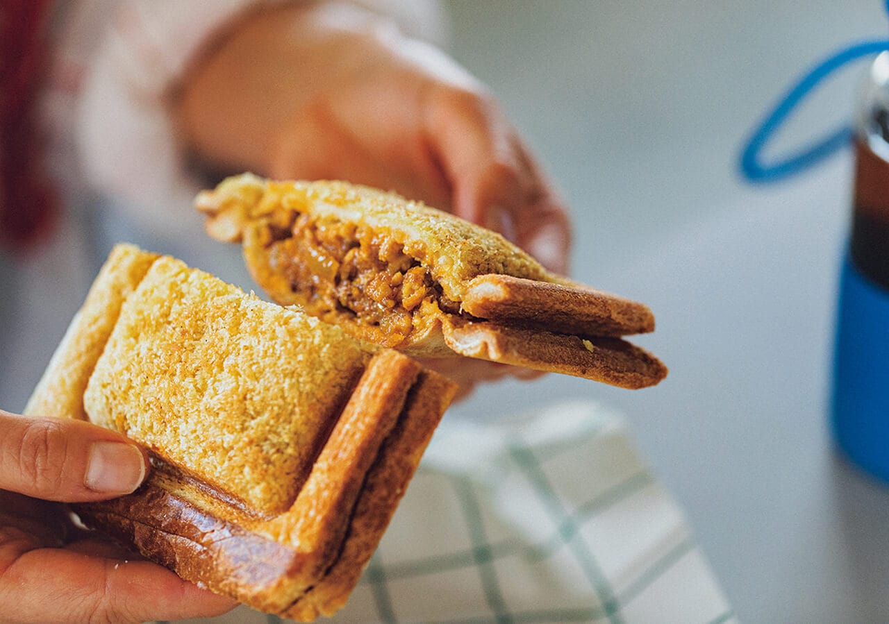 「カレーパン風ホットサンド」レシピ／黄川田としえさん