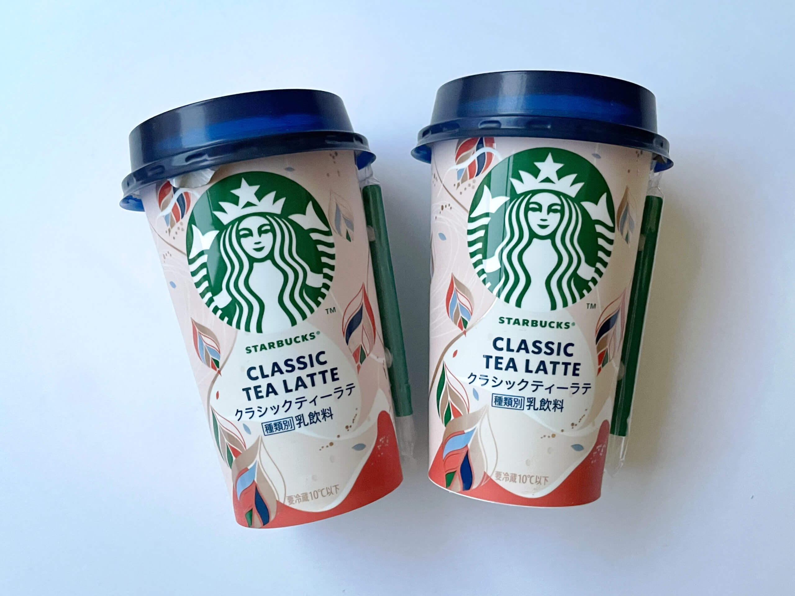 スターバックス　Starbucks　チルドカップ　クラシックティーラテ　LEE100人隊　TB　はな　今日のお買い物