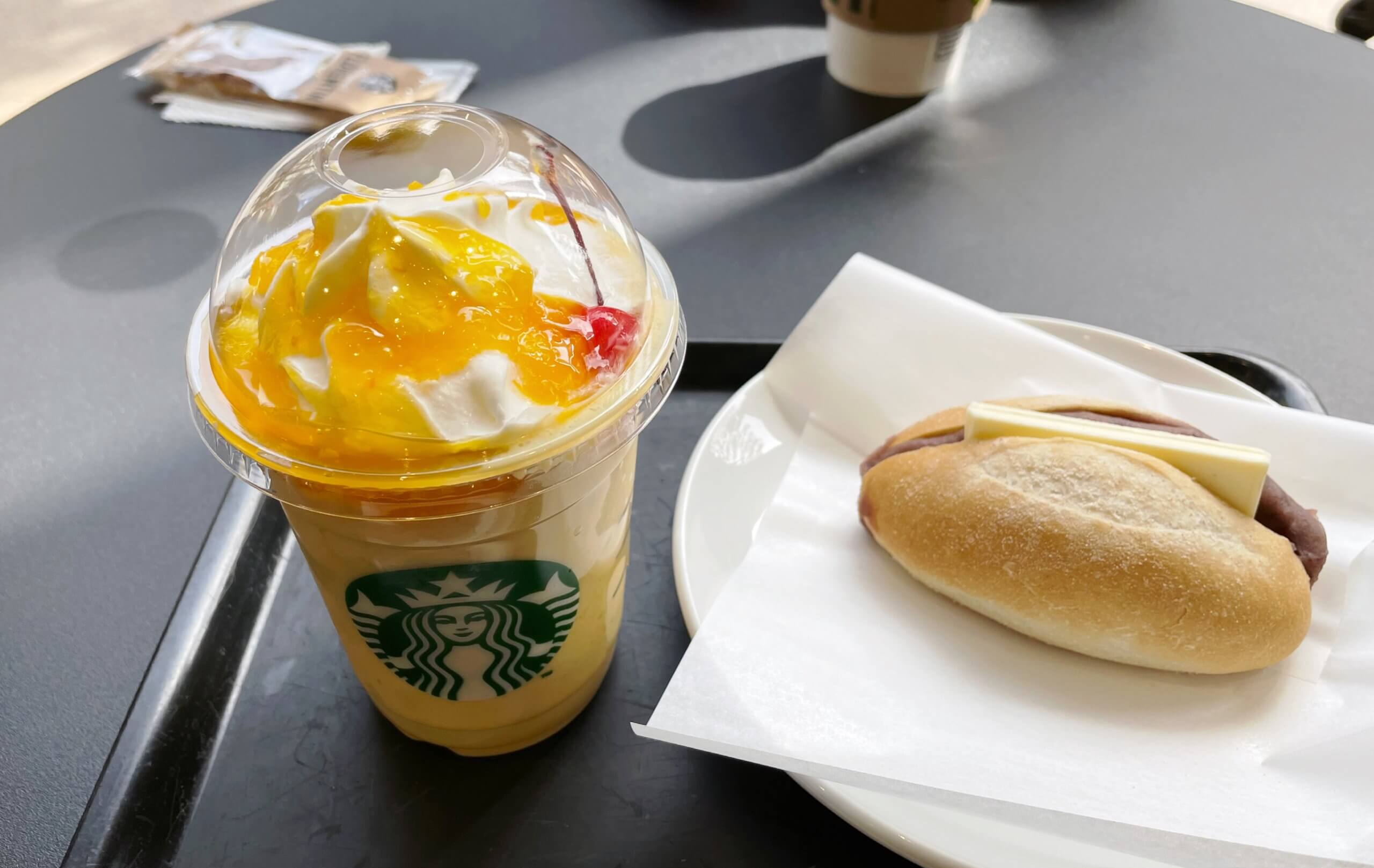 フルーツGYU-NEWフラペチーノ®　スターバックス　STARBUCKS　LEE100人隊　TB　はな　今日のお買い物　あんバターサンド