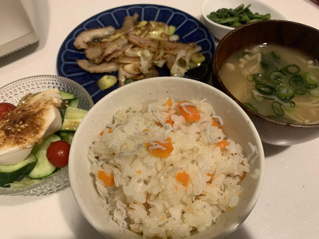 夜ご飯　時短　にんじん　炊き込みごはん