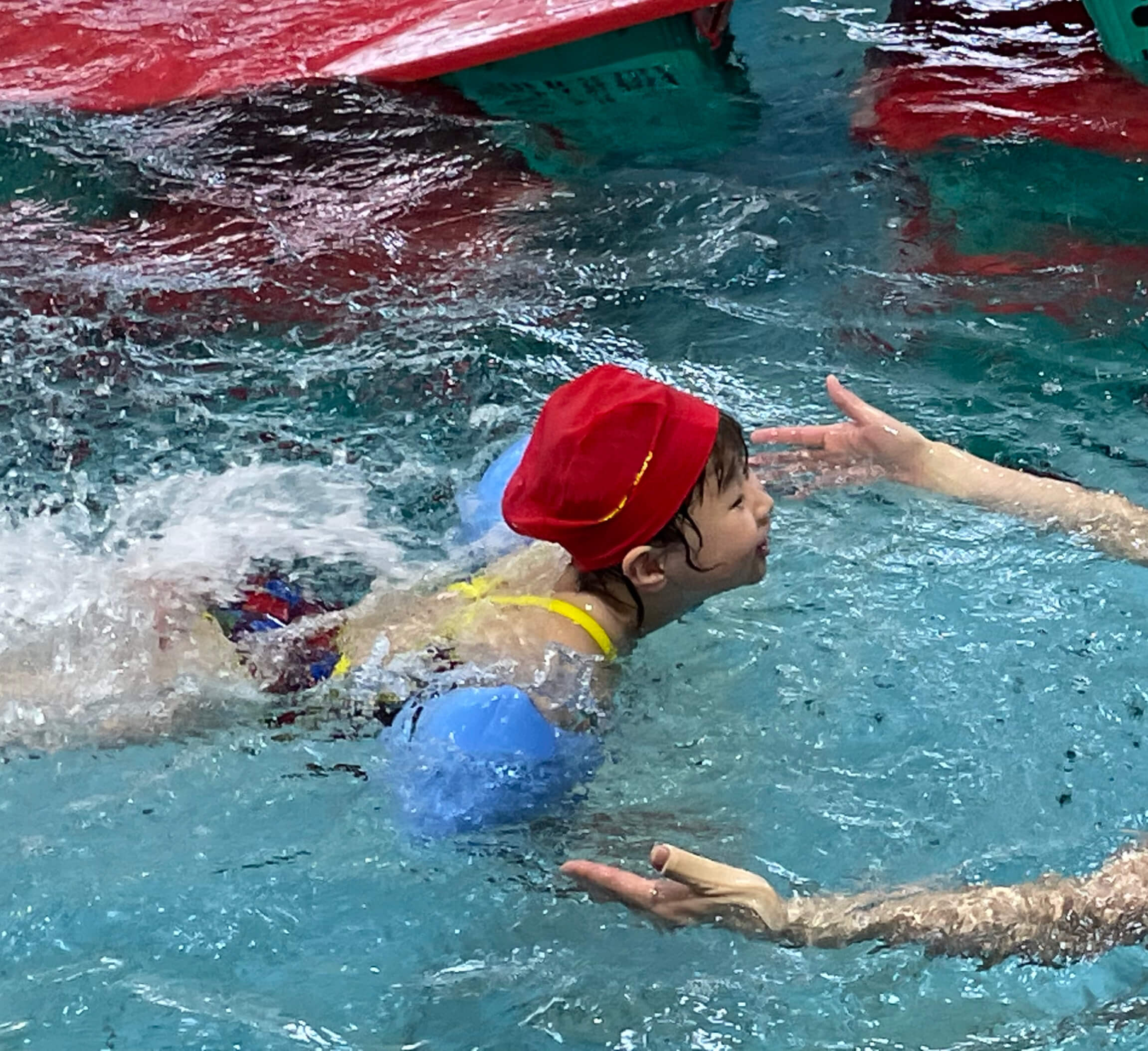 子ども　習い事　水泳　スイミング