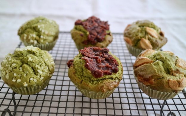 「緑茶のマフィン」レシピ／「歩粉（ほこ）」磯谷仁美さんの、おうちで作れるやさしいお菓子