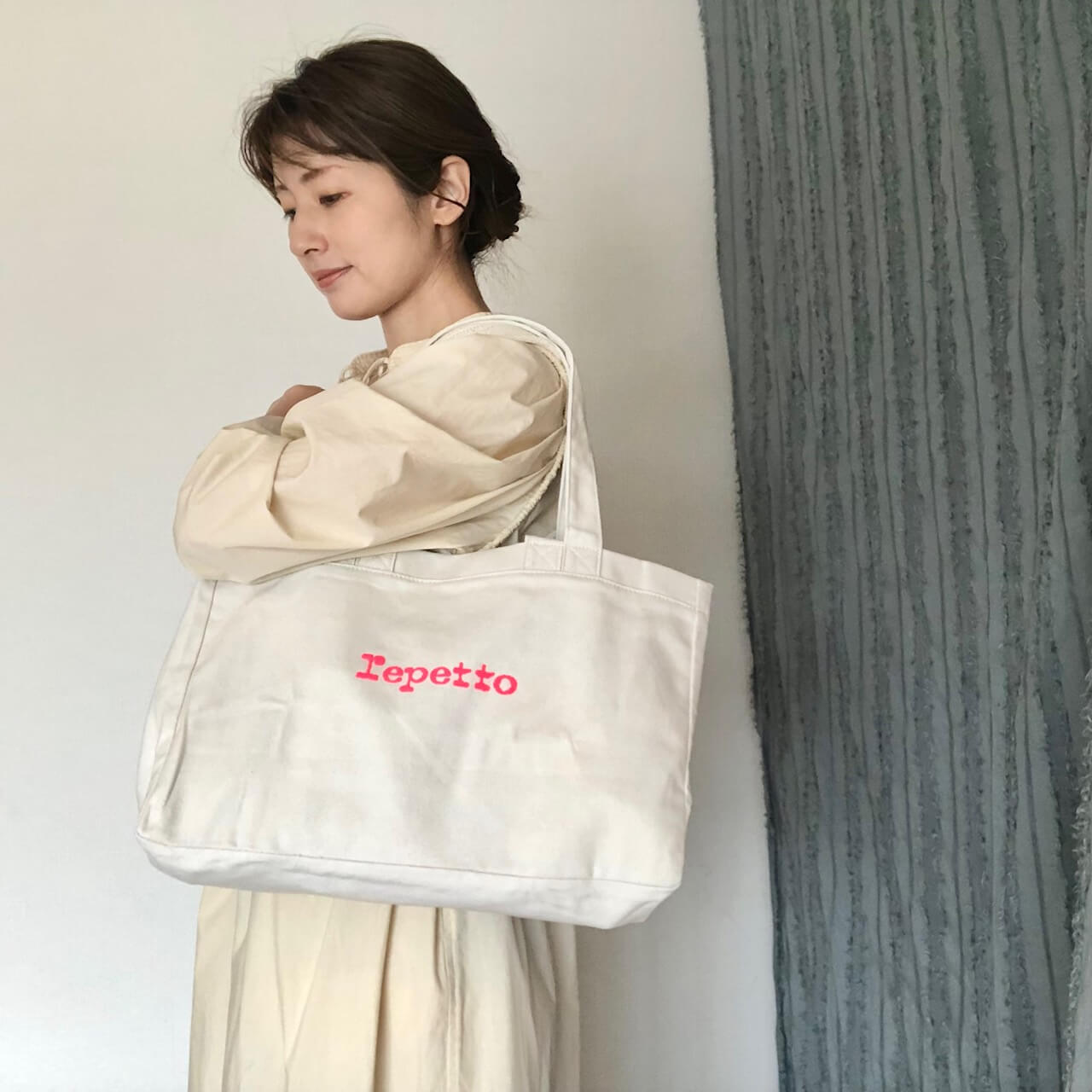 repetto レペット　ハンドバッグ　キャンバス　トートバッグ　ピンク