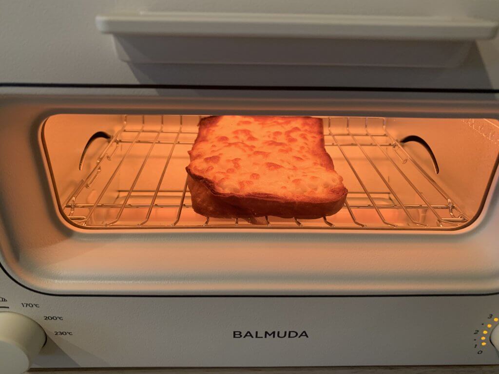 バルミューダ　トースター　チーズトースト