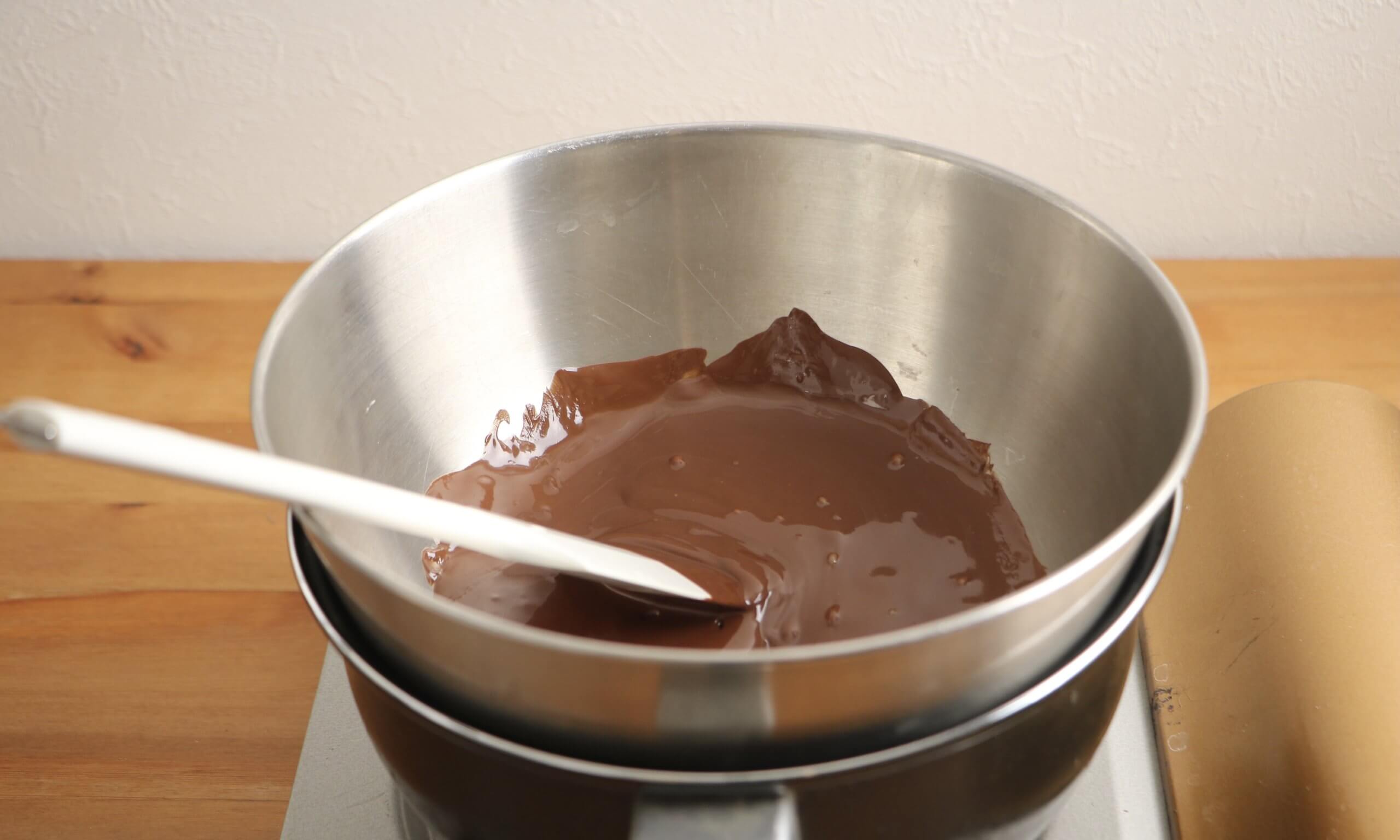 チョコレート　湯煎