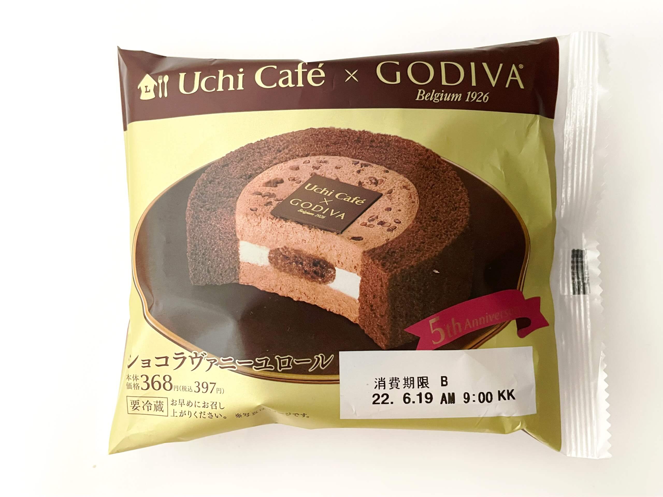 ローソン　GODIVA　2022年6月新作　コラボ5周年　ショコラヴァニーユロール　LEE100人隊　TB　はな　コンビニスイーツ　コラボスイーツ　今日のお買い物