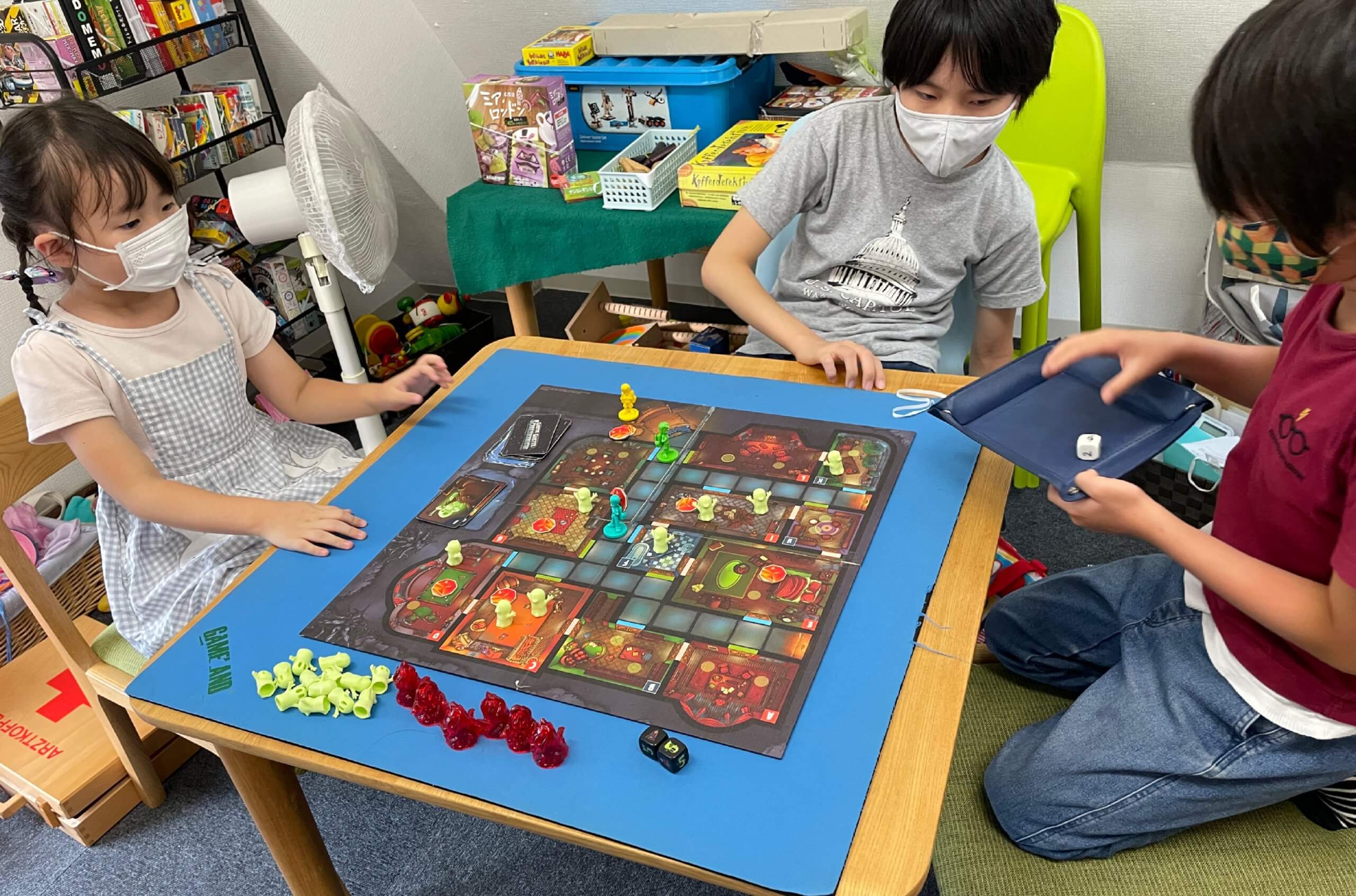 Toy's Campus おもちゃのひろば　摂津本山　ボードゲーム　LEE100人隊　TB　はな　子連れ体験　子育て　知育