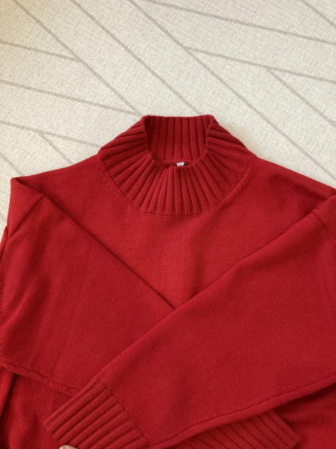 しまむら ユニクロで 大人の赤コーデ リアルなお買い物 赤い服編 セーター ブラウスほか 22秋冬 Lee