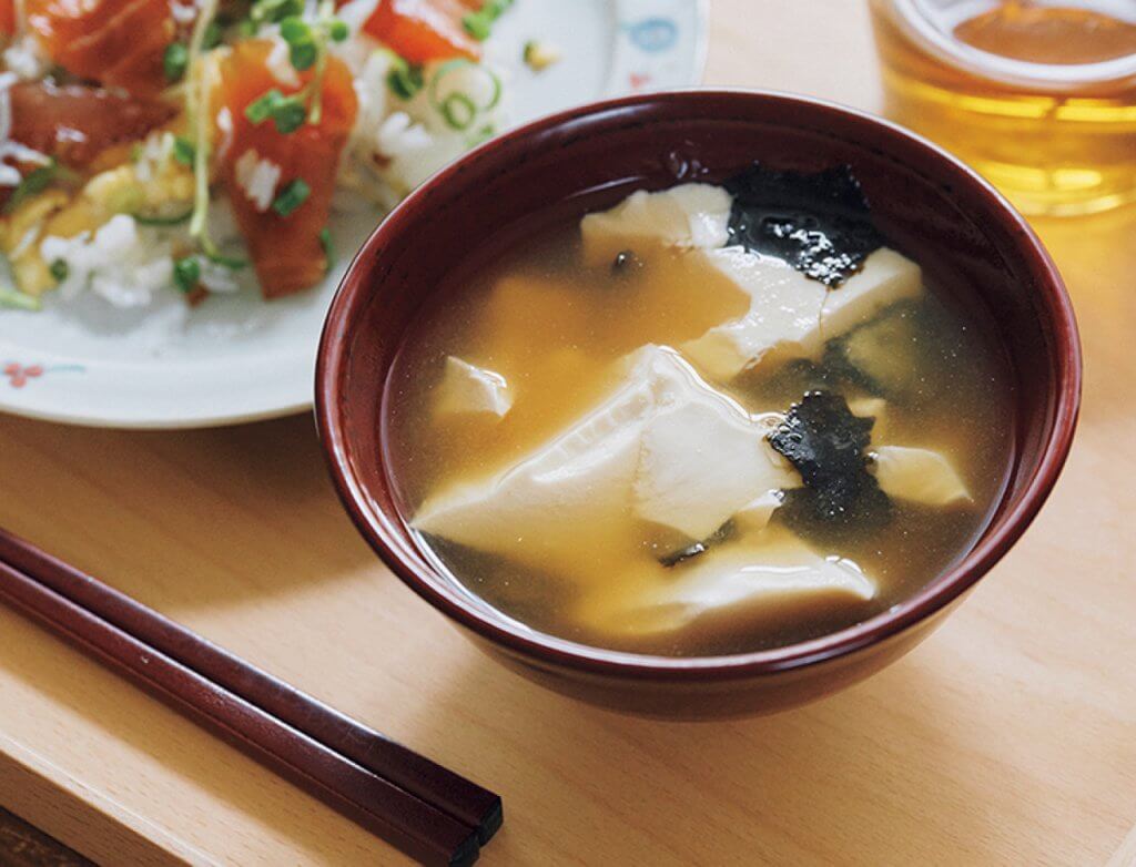 今井 真実さんの「豆腐とノリのみそ汁」