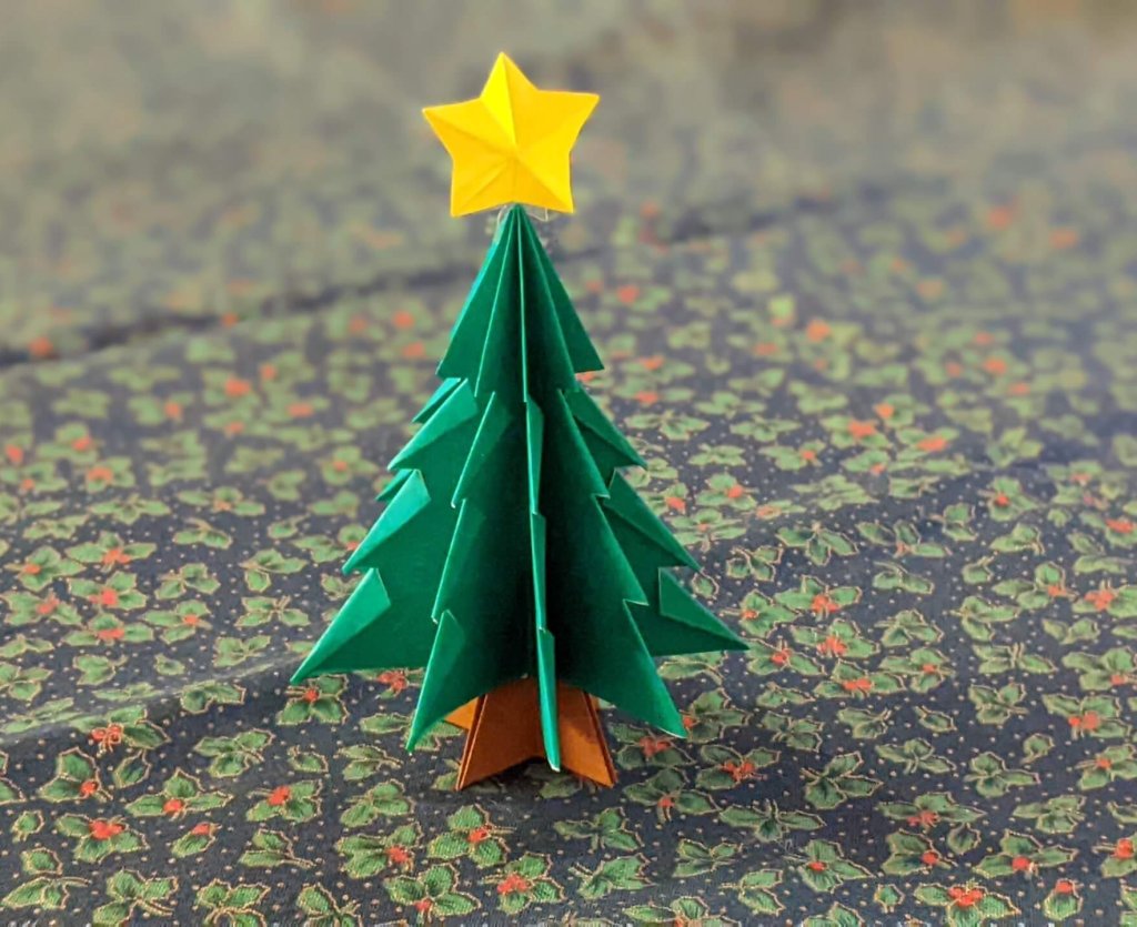 簡単かわいい 折り紙で作るクリスマスインテリアと最後のご挨拶 Lee