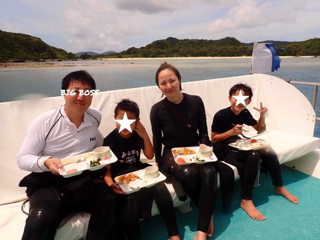 慶良間諸島　ボートシュノーケル　小学生