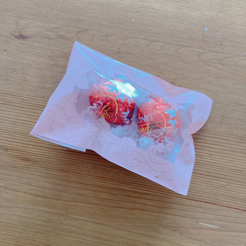 リンツ　リンドール　チョコレート