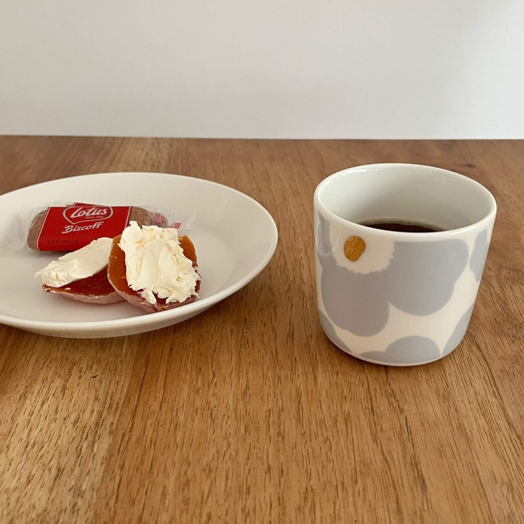 ♡マリメッコ ウニッコ ふるい グレー ゴールド マグカップ marimekko