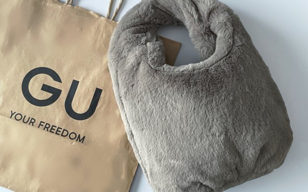 GU　ジーユー　ワンハンドルファーバッグ