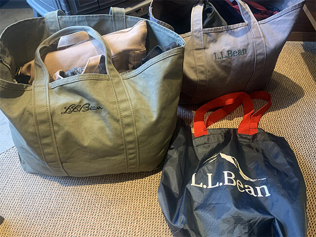 写真：LEE1・2月合併号の付録・L.L.Beanトートバッグとそのほかのトートバッグ2種