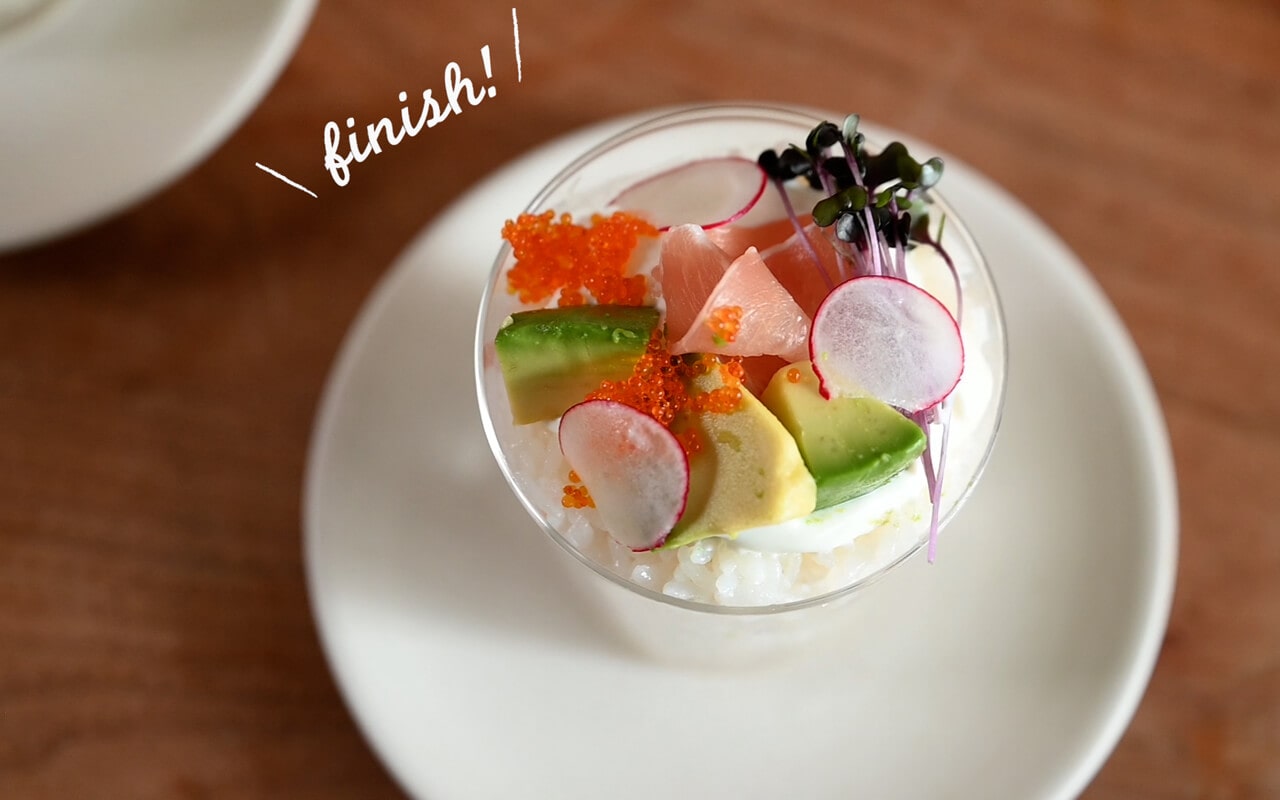 カップでひとり分「チーズクリームひな寿司」レシピ／近藤幸子さんの「おやこおやつ」