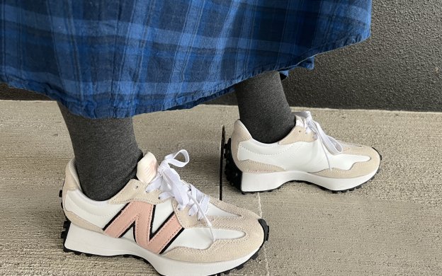 New Balance327　ピンク　ホワイト　グレー