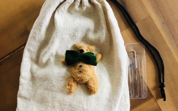 フェルトベア付き巾着