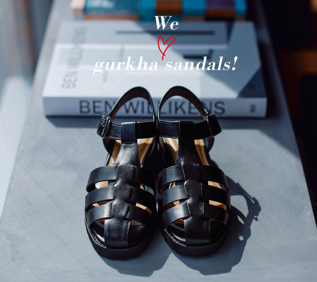 We Love gurkha sandals！ 靴（3）￥22000／モーダ・クレア（マッキントッシュ フィロソフィー）