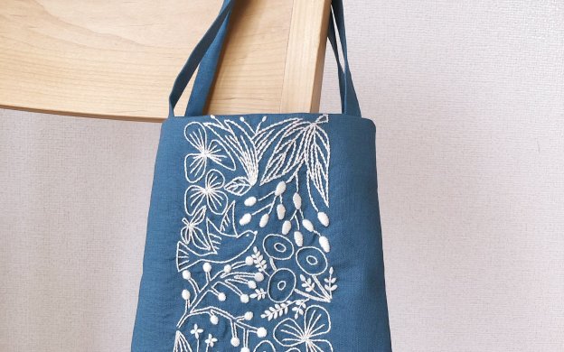 刺繍 マカベアリス　小鳥と草花の小さなバッグ